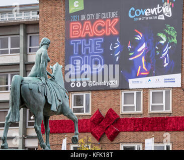 Poster di promozione di Coventry offerta di ospitare la città della cultura 2021 con Lady Godiva statua, Coventry, England, Regno Unito Foto Stock