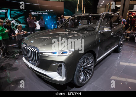 Francoforte, Germania - Sep 20, 2017: BMW X7 iperformance concetto alla Frankfurt international motorshow 2017 Foto Stock