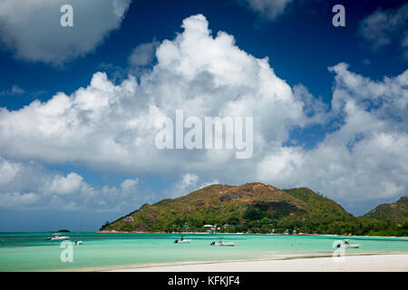 Delle Seychelles, Praslin, Anse Volbert, Anse Tipo di governo e di Fond Diable dalla Cote d'Or beach Foto Stock