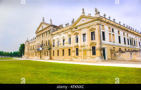 Ingresso del museo nazionale di Villa Pisani Foto Stock