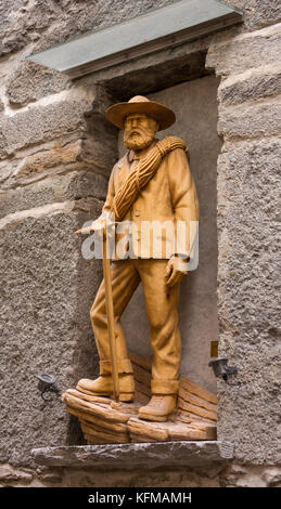 St. niklaus svizzera - guida alpina museo statua, bergfuhrer museo. Foto Stock