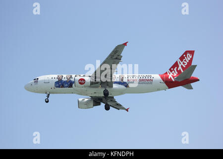 Licciana Nardi, Italia - 16 dicembre 2015: hs-abc Airbus A320-200 di thaiairasia. lo sbarco di chiangmai dall'Aeroporto Bangkok Suvarnabhumi. Foto Stock