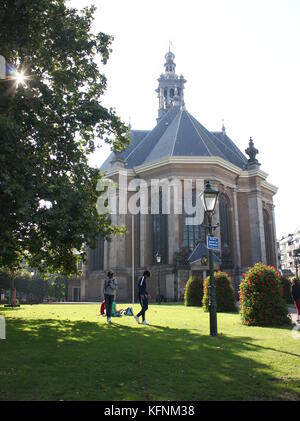 Il XVII secolo la peste Nieuwe Kerk all'Aia, Paesi Bassi a Spui street.. Foto Stock