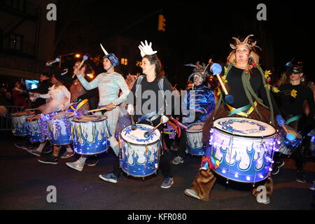 VILLAGE HALLOWEEN PARADE- Halloween 2017 NYC Parade Foto Stock