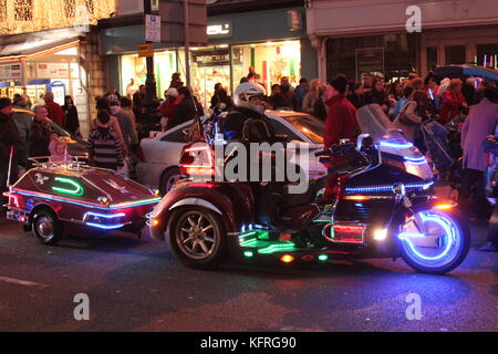 Llandudno le luci di Natale, interruttore no parade. Galles Foto Stock