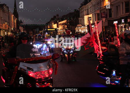 Llandudno le luci di Natale, interruttore no parade. Galles Foto Stock