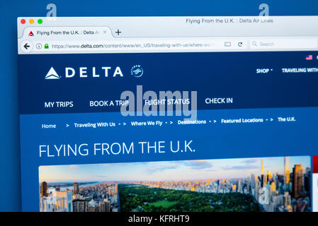 LONDON, Regno Unito - 21 OTTOBRE 2017: la homepage del sito ufficiale di Delta Airlines, principali americane di linea ad aria, il 21 ottobre 2017. Foto Stock