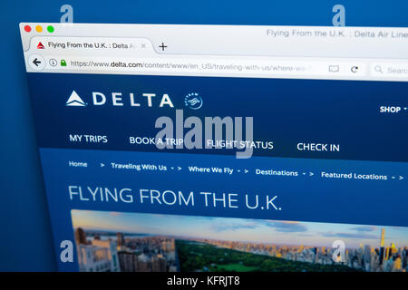 LONDON, Regno Unito - 21 OTTOBRE 2017: la homepage del sito ufficiale di Delta Airlines, principali americane di linea ad aria, il 21 ottobre 2017. Foto Stock