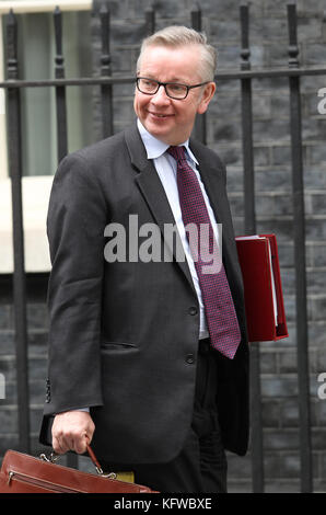 Londra, Regno Unito. Il 31 ottobre 2017. Michael gove il segretario di Stato per l'ambiente, l'alimentazione e gli affari rurali partecipa a una riunione del gabinetto al 10 di Downing Street a Londra Foto Stock