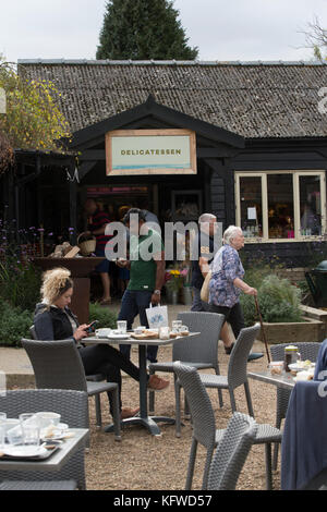 Il negozio agricolo Gog Magog Hills, a conduzione familiare, gastronomia, caffetteria e premiati negozi di macelleria a Cambridge, Inghilterra, Regno Unito Foto Stock