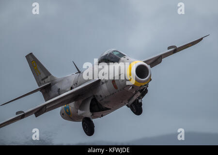 Volo storico dell'aviazione svedese´s bella Saab J29 Tunnan Foto Stock