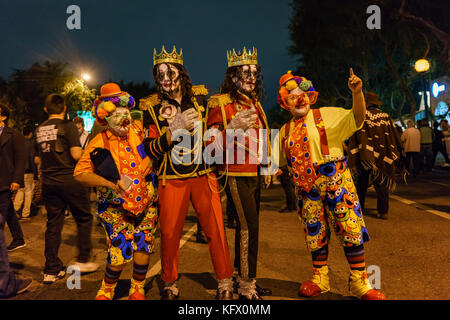 Los Angeles, Stati Uniti. 31 ottobre 2017. Evento speciale - West Hollywood Halloween Carnaval il 31 ottobre 2017 a West Hollywood, Los Angeles, California, Stati Uniti Credit: Chon Kit Leong/Alamy Live News Foto Stock