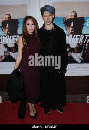 Santa Monica, California, Stati Uniti. 1 novembre 2017. Miyavi. 'Bunker77'' Los Angeles Premiere tenutasi all'Aero Theater di Santa Monica. Crediti: Birdie Thompson/AdMedia/ZUMA Wire/Alamy Live News Foto Stock