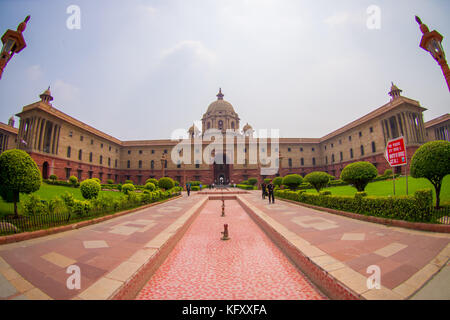 Jaipur, India - 26 settembre 2017: il ministro della difesa rashtrapati bhavan è la sede ufficiale del presidente dell India, effetto fish-eye Foto Stock