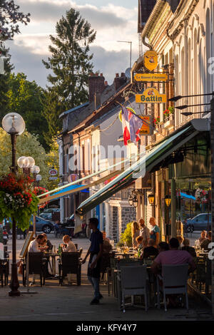 Place André Audinot Peronne Somme Hauts-de-France Francia Foto Stock