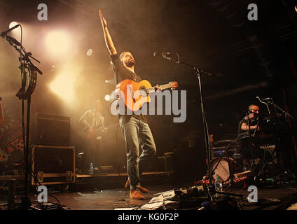 Nick Mulvey si esibisce dal vivo alla Liverpool O2 Academy con: Nick Mulvey dove: Liverpool, Regno Unito quando: 01 ottobre 2017 Credit: Sakura/WENN.com Foto Stock