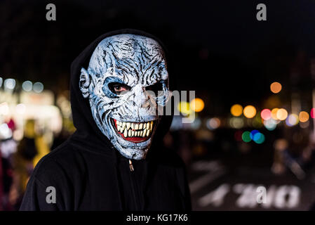 Los Angeles - 31 ottobre: Halloween Parade in West Hollywood. ottobre 31, 2017 a Los Angeles, CA Foto Stock