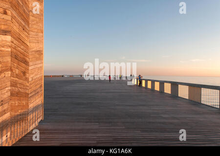 Hastings Pier, vincitore del premio RIBA Best New Building Award 2017 Foto Stock