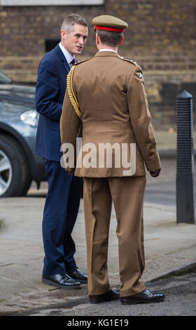 Londra, Regno Unito. 2° nov, 2017. rt hon gavin williamson non lasciando alcun10 dowing Street, Londra, Regno Unito il 2 novembre 2017 credit: gary mitchell/alamy live news Foto Stock