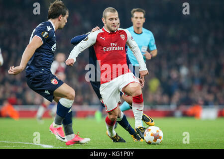 Londra, Regno Unito. 2 novembre 2017. Jack Wilshere (Arsenal) calcio: Jack Wilshere dell'Arsenal durante la partita della fase a gironi della UEFA Europa League tra l'Arsenal e la Stella Rossa di Belgrado all'Emirates Stadium di Londra, Inghilterra. Crediti: AFLO/Alamy Live News Foto Stock