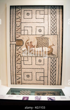 Pavimenti a mosaico, la galleria del mondo Romano, il Museo Archeologico e Antropologia dell'Università della Pennsylvania, Philadelphia, Pennsylvania, USA Foto Stock