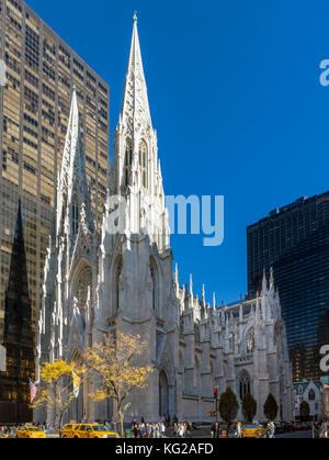 St Patricks's Cathedral, Fifth Avenue, New York City, NY, STATI UNITI D'AMERICA Foto Stock