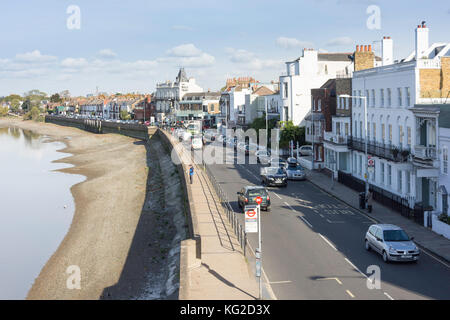 La terrazza da Barnes Bridge, Riverside Barnes, London Borough of Richmond upon Thames, Greater London, England, Regno Unito Foto Stock