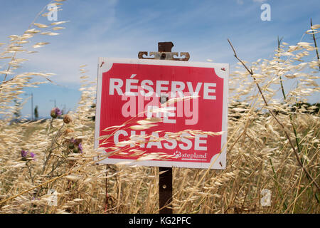 Segno, Réserve de Chasse, o no la caccia, vicino Sérignan, Hérault, Francia, Europa Foto Stock