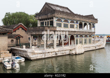 Qingyan - marmo barca sul lago kunming del palazzo estivo, Pechino Foto Stock