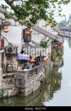 Ponti, Canali di zhujiajiao fengjing antica città d'acqua Foto Stock