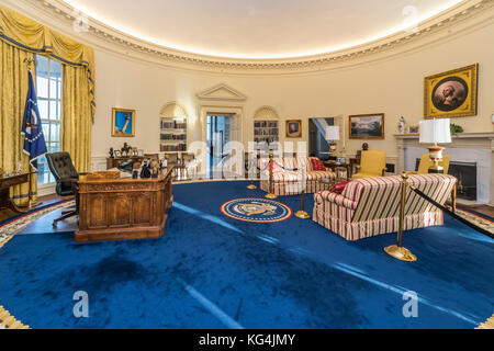 Replica dell'ufficio ovale della Casa Bianca nel William J. Clinton Presidential Center e Biblioteca a Little Rock, Arkansas Foto Stock