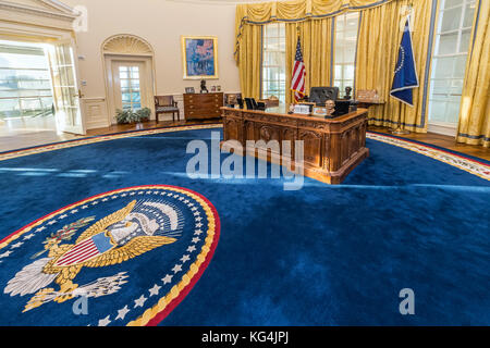 Replica dell'ufficio ovale della Casa Bianca nel William J. Clinton Presidential Center e Biblioteca a Little Rock, Arkansas Foto Stock