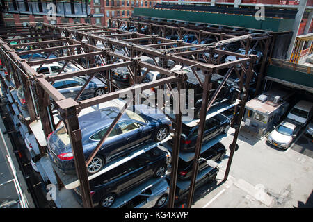 Parcheggio , vista fron la linea alta, Chelsea, Manhattan, New York, USA, America Foto Stock