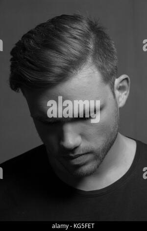 Giovane uomo, ritratto Foto Stock