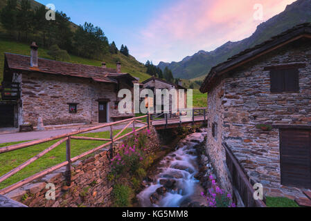 Caso di viso, ponte di legno, il Parco Nazionale dello Stelvio nel distretto di LOMBARDIA, PROVINCIA DI BRESCIA, Italia, Europa. Foto Stock