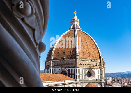 L'Italia, Toscana, Firenze, Cattedrale di Santa Maria del Fiore con la cupola di Brunelleschi Foto Stock