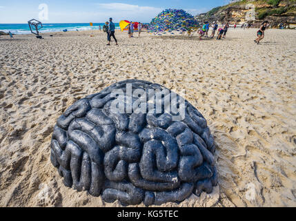 Scultura di mare 2017, esposizione annuale sulla passeggiata costiera tra Bondi e Tamara Beach, Sydney, Nuovo Galles del Sud, Australia. Scultura fatta di Foto Stock