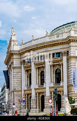 Vienna (Austria), Burgtheater i. e. il teatro nazionale; Wien, Burgtheater Foto Stock