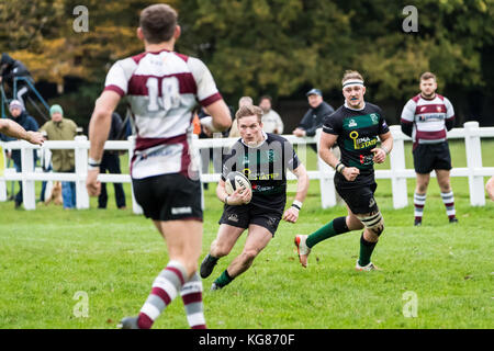 Brentwood, Essex, Regno Unito. 4 novembre, 2017. brentwood rugby club (27) vs North Walsham rfc (10) ha suonato a Brentwood. Credito: Ian Davidson/alamy live news Foto Stock