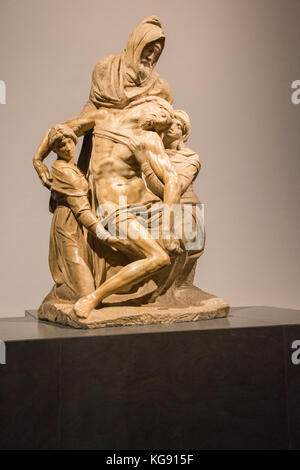 La scultura in pietra - la PietÃÂ da Michelangelo Buonarroti in mostra al Museo del Duomo di Firenze Foto Stock