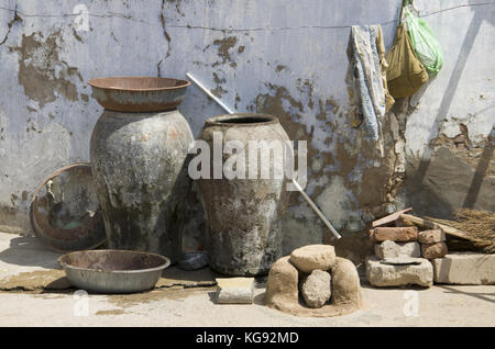 Attrezzature da cucina, vadnagar, Gujarat, India Foto Stock