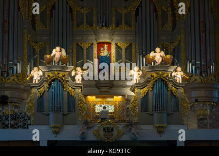 Organo nella cattedrale su kant isola Foto Stock
