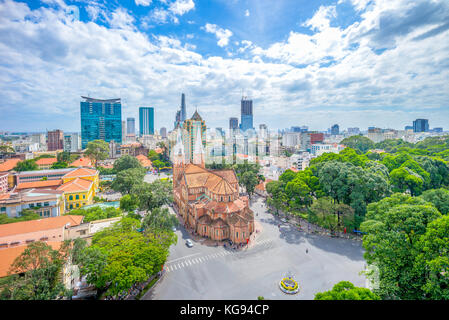 Vista aerea di Notre-dame Basilica Cattedrale di Saigon Foto Stock