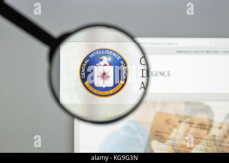 Milano, Italia - 10 agosto 2017: cia website homepage. è un civile estera servizio di intelligence del governo federale degli Stati Uniti. Il logo della CIA Foto Stock