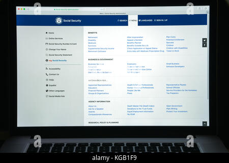Milano, Italia - 10 agosto 2017: SSA website homepage. Si tratta di un'agenzia indipendente del governo federale degli Stati Uniti che amministra la sicurezza sociale. s Foto Stock