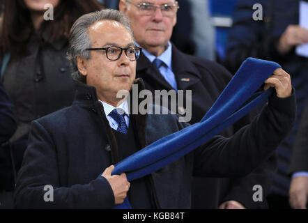 Il co-proprietario dell'Everton Farhad Moshiri durante la partita di Premier League al Goodison Park, Liverpool. PREMERE ASSOCIAZIONE foto. Data foto: Domenica 5 novembre 2017. Guarda la storia del PA FOOTBALL Everton. Il credito fotografico dovrebbe essere: Peter Byrne/PA Wire. RESTRIZIONI: USO SOLO EDITORIALE non utilizzo con audio, video, dati, elenchi di incontri, logo di club/campionato o servizi "live" non autorizzati. Utilizzo online in-match limitato a 75 immagini, senza emulazione video. Non è consentito l'uso in scommesse, giochi o pubblicazioni per club/campionato/giocatore singolo. Foto Stock