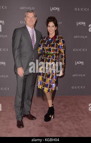 Los Angeles, CALIFORNIA, Stati Uniti. 4 novembre 2017. Antony Ressler, Jami Gertz agli arrivi per 2017 LACMA Art + Film Gala, Los Angeles County Museum of Art, Los Angeles, CALIFORNIA, 4 novembre 2017. Crediti: Priscilla Grant/Everett Collection/Alamy Live News Foto Stock