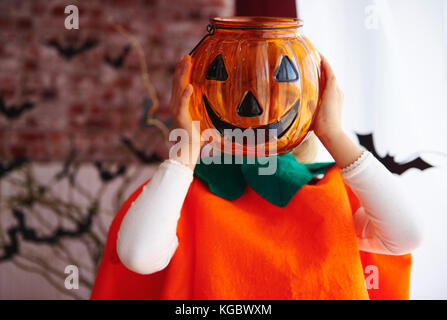 Jack in plastica o' lantern invece di una faccia Foto Stock