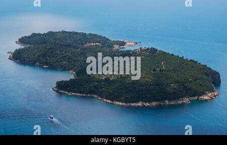 L isolotto alberato e la riserva naturale di Lokrum al largo di Dubrovnik, Croazia, Europa Foto Stock