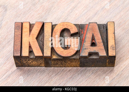 Ikigai - concetto giapponese di un motivo per essere o un motivo per svegliarsi - word abstract in vintage tipo legno Foto Stock